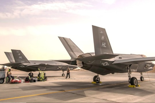 Mỹ điều động hàng chục tiêm kích tàng hình F-35 và hệ thống phòng không đến Jordan