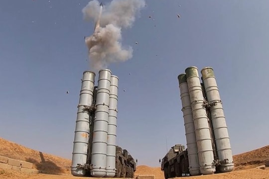 Iran tái triển khai hệ thống S-300PMU-2 tại các vị trí chiến lược quanh Tehran