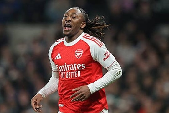 Arsenal đè bẹp Tottenham 4-1: Eze và Gyokeres rực sáng tại Derby Bắc London