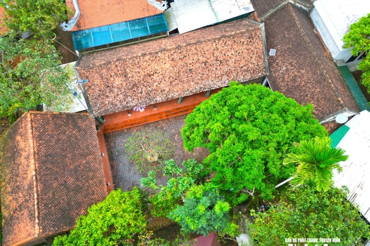 Về Giai Lạc, khám phá những ngôi nhà cổ hàng trăm năm tuổi