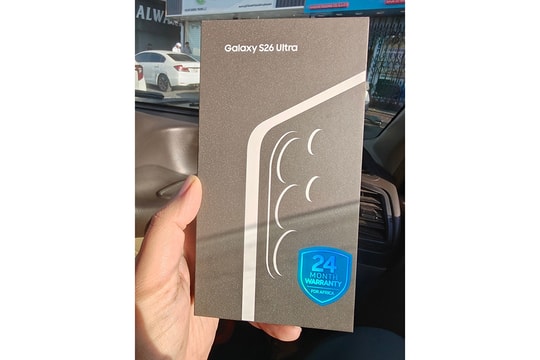 Galaxy S26 Ultra lộ hộp bán lẻ: Xác nhận bảo hành 2 năm và nâng cấp sạc 60W
