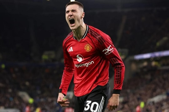 MU thắng Everton 1-0: Bộ đôi sao trẻ rực sáng giúp Michael Carrick xây chắc ghế nóng