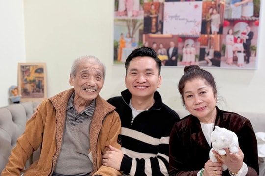 MC Hạnh Phúc thăm NSND Trần Hiếu: Cuộc hội ngộ của những người từng chiến đấu với ung thư