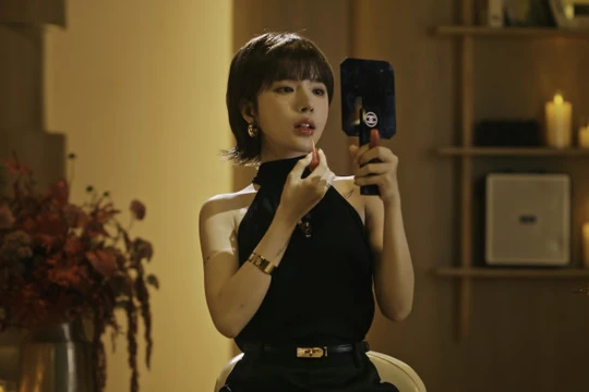 LyLy lột xác với vai Hải Linh trong phim Thỏ Ơi: Từ nhạc sĩ đến diễn viên điện ảnh