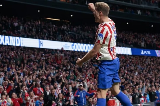 Alexander Sorloth lập hat-trick, Atletico Madrid đè bẹp Club Brugge 4-1 để vào vòng 1/8 Champions League