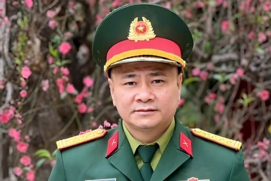 NSND Tự Long: Hành trình từ người thợ hồ đến quân hàm Đại tá và bằng Tiến sĩ ở tuổi U60