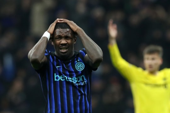 Thua sốc Bodo/Glimt 1-2, Inter Milan cay đắng rời Champions League ngay tại San Siro