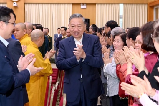 Kết luận của Bộ Chính trị, Ban Bí thư về tổ chức bầu cử đại biểu Quốc hội khóa XVI và đại biểu Hội đồng nhân dân các cấp nhiệm kỳ 2026-2031