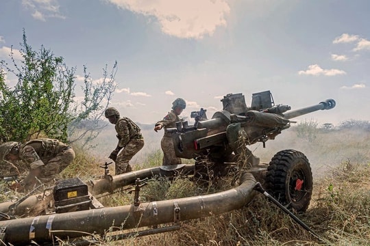 UAV cảm tử và pháo binh: Cuộc đối đầu giành ưu thế trên chiến trường Ukraine
