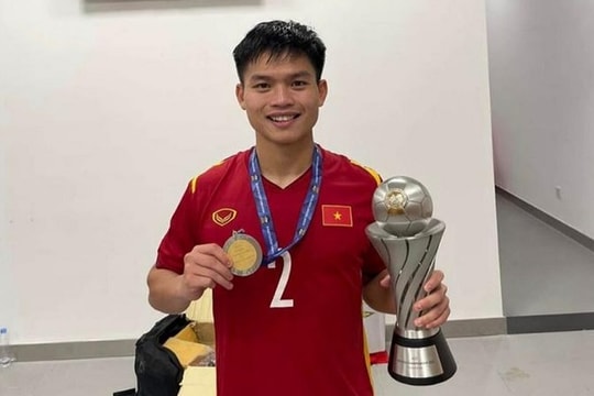 Hồ Văn Cường đứt dây chằng, lỡ hẹn hàng loạt giải đấu lớn cùng U23 Việt Nam đến hết năm 2026