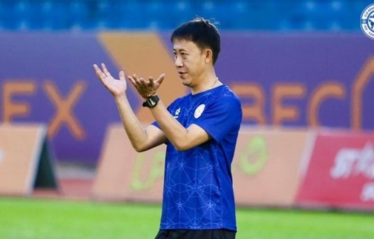HLV Nguyễn Thành Công tin tưởng Lý Đức sẽ giúp PVF-CAND gia cố hàng phòng ngự