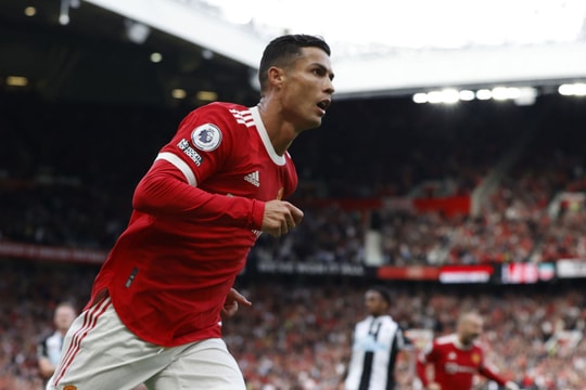 Cristiano Ronaldo và màn tái xuất rực rỡ tại Old Trafford: Khi huyền thoại trở về