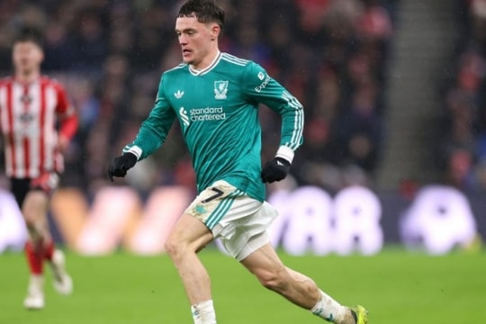 Liverpool mất Florian Wirtz: Arne Slot đối mặt bài toán sáng tạo nan giải