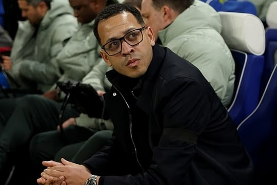 Liam Rosenior và kế hoạch tái lập kỳ tích 3-0 của Chelsea trước PSG tại Champions League