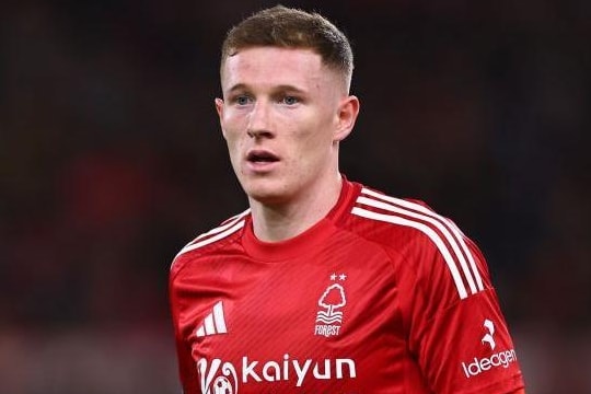 Tin chuyển nhượng 28/2: Man City đại chiến MU vì Elliot Anderson, Chelsea quyết giữ Cole Palmer
