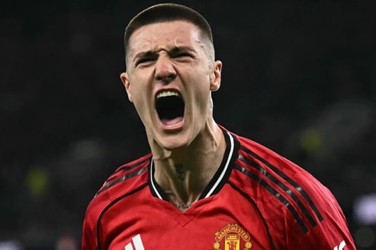 Benjamin Sesko: Đã đến lúc Michael Carrick trao suất đá chính tại Man Utd?