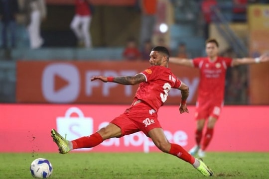 Công an Hà Nội lội ngược dòng đánh bại HAGL 3-1 để củng cố ngôi đầu V.League 2025-2026