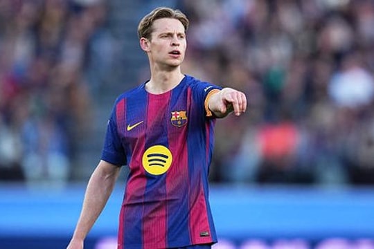Barcelona đối đầu Villarreal: Bài toán tuyến giữa của Hansi Flick khi vắng Frenkie de Jong