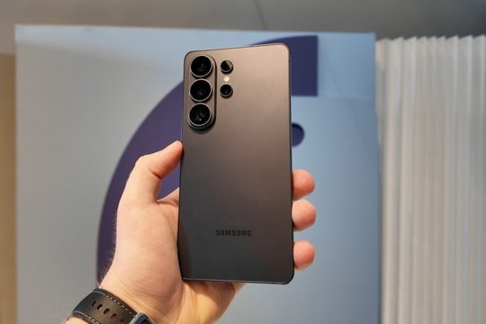 Camera tiềm vọng Galaxy S26 Ultra: Cải thiện độ sáng nhưng khó chụp macro hơn