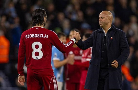 Liverpool đấu West Ham: Bản lĩnh nhà vô địch trước bản năng sinh tồn tại Anfield