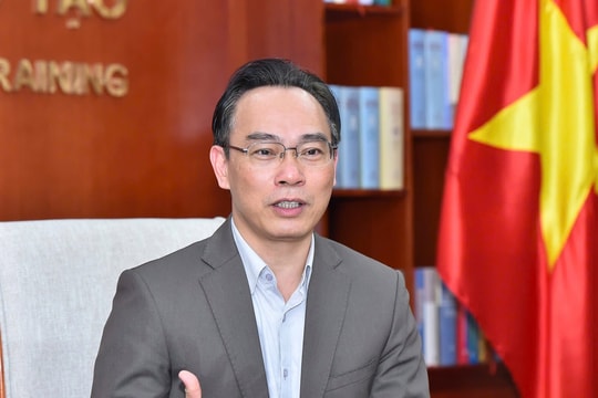 Ông Hoàng Minh Sơn được giao Quyền Bộ trưởng Bộ Giáo dục và Đào tạo
