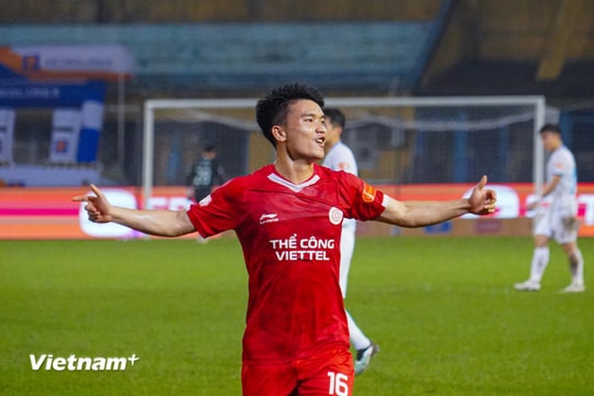 Đội của Công Phượng thắng đậm; Wolves quật ngã Aston Villa 2-0