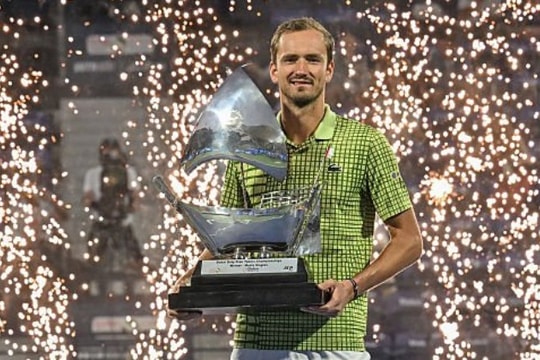 Medvedev vô địch Dubai Championships 2026: Phá bỏ lời nguyền và danh hiệu thứ 23