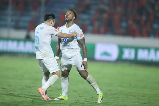 Nam Định lội ngược dòng hạ Ninh Bình 3-2: Bản lĩnh nhà vô địch và dấu ấn Xuân Son