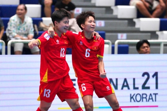 Tuyển futsal nữ Việt Nam ngược dòng hạ Indonesia 4-1 để giành HCĐ Đông Nam Á