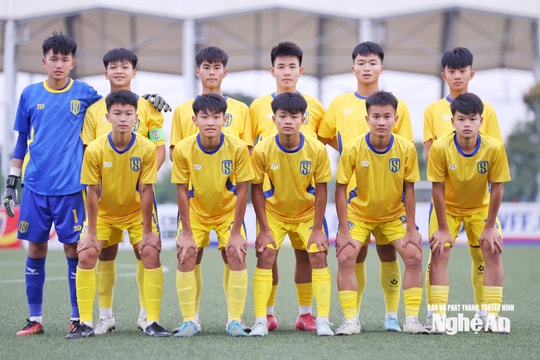U15 Sông Lam Nghệ An I thắng thuyết phục U15 Hà Nội II, vững vàng ngôi nhì bảng B sau lượt đi