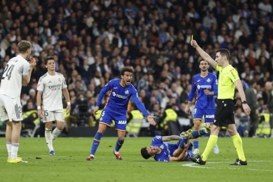 Real Madrid gục ngã 0-1 trước Getafe: Bi kịch tại Bernabeu và hồi chuông báo động cho Arbeloa