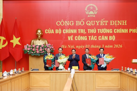 Công bố quyết định của Bộ Chính trị, Thủ tướng với 5 cán bộ