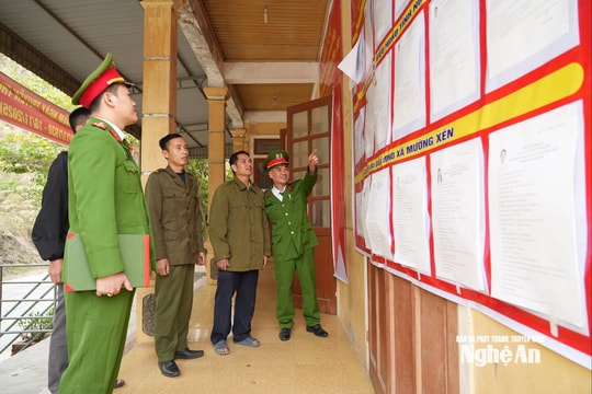 Công an xã Mường Xén triển khai các giải pháp đảm bảo an toàn công tác bầu cử