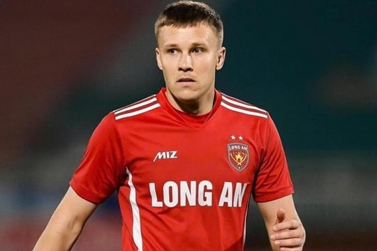Long An thanh lý tiền đạo Ivan Khleborodov sau màn trình diễn mờ nhạt