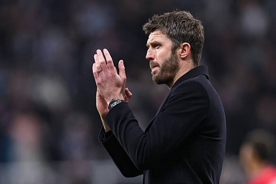 Michael Carrick và sai lầm nhân sự khiến Man Utd phơi áo trước Newcastle
