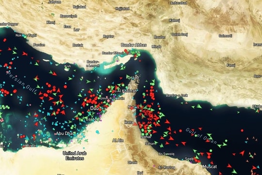 Căng thẳng tại eo biển Hormuz: Iran triển khai hàng nghìn tên lửa và UAV phong tỏa vận tải dầu khí