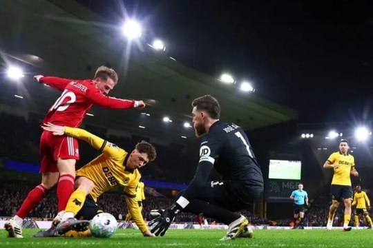 Liverpool tái đấu Wolves tại FA Cup: Arne Slot và nhiệm vụ phục hận sau 72 giờ