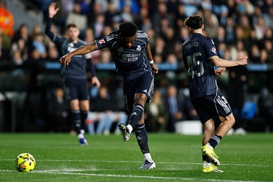 Tchouameni rực sáng và Valverde giải cứu Real Madrid trước Celta Vigo