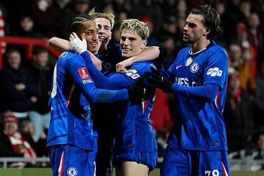 Chelsea ngược dòng nghẹt thở 4-2 trước Wrexham tại vòng 5 FA Cup