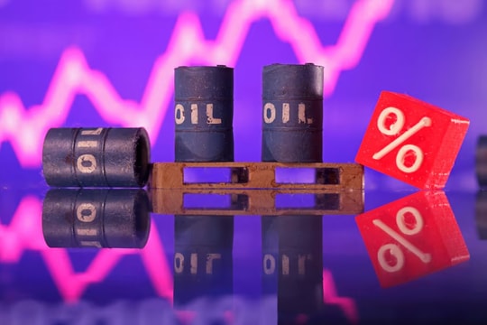 Giá dầu tăng vọt vì căng thẳng ở Iran, nhiều quốc gia châu Á khẩn cấp tung biện pháp bảo vệ kinh tế