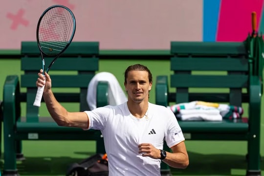 Alexander Zverev thắng kịch tính Nakashima, Learner Tien gây sốt tại Indian Wells