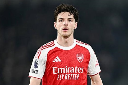 Liverpool cần học Arsenal chiêu mộ "hàng Ngoại hạng Anh" để sớm trở lại ngôi vương