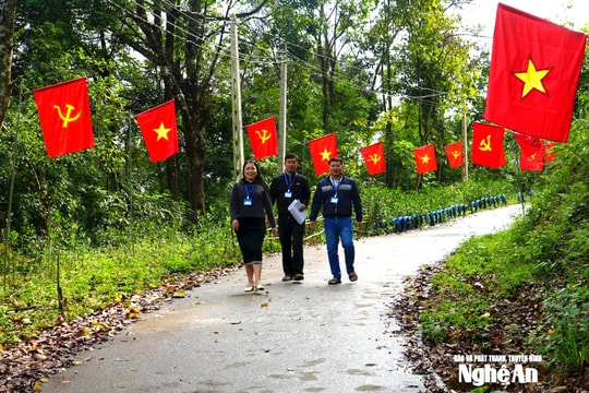 Xã biên giới Nghệ An chờ đón 'Ngày hội non sông'