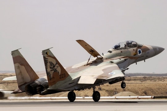 Phân tích các loại vũ khí Mỹ và Israel triển khai trong chiến dịch tấn công Iran 2026