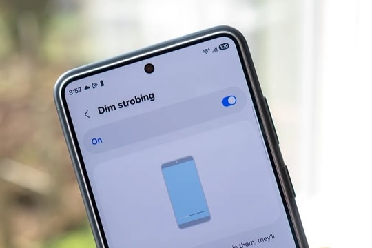 3 tính năng ẩn trên Galaxy S26 giúp bảo vệ mắt khi sử dụng điện thoại ban đêm