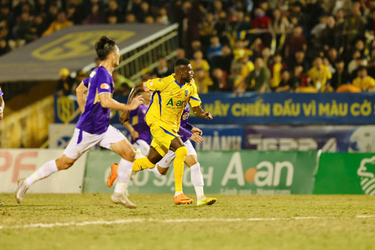 Bức tranh V.League 2025/26: Sông Lam Nghệ An vẫn chưa thể đạt số điểm an toàn