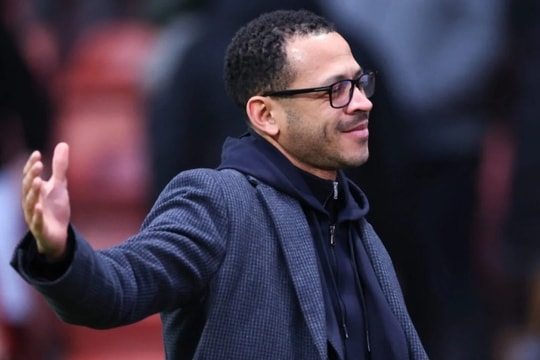 Chelsea đại chiến PSG: Liam Rosenior và bài toán tái lập kỳ tích bằng sơ đồ 3 trung vệ