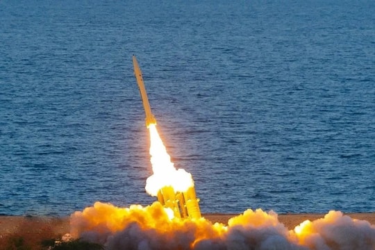 Phân tích kho tên lửa tầm ngắn của Iran: Từ dòng Scud đến hệ thống Fateh hiện đại