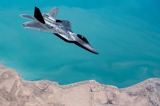 Tiêm kích tàng hình F-22 Raptor và vai trò kiểm soát không phận tại Trung Đông