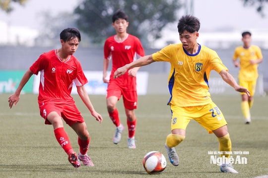 U15 Sông Lam Nghệ An I lội ngược dòng thắng đậm chủ nhà U15 PVF